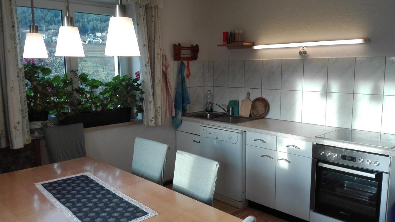 Haus Agerer Fewo 2. Stock Tarrenz Kültér fotó